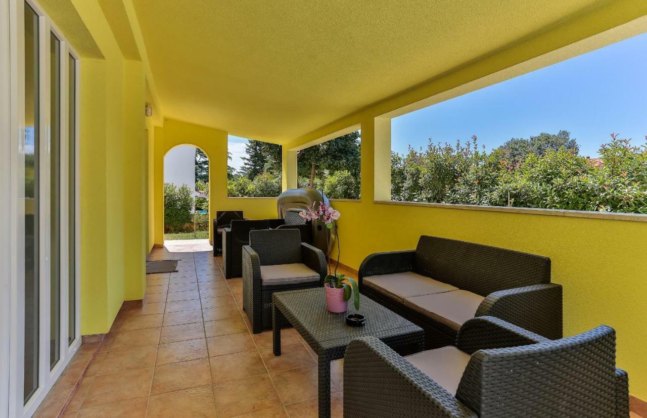 Apartments Dora Victoria Dream Medulin Exterior photo