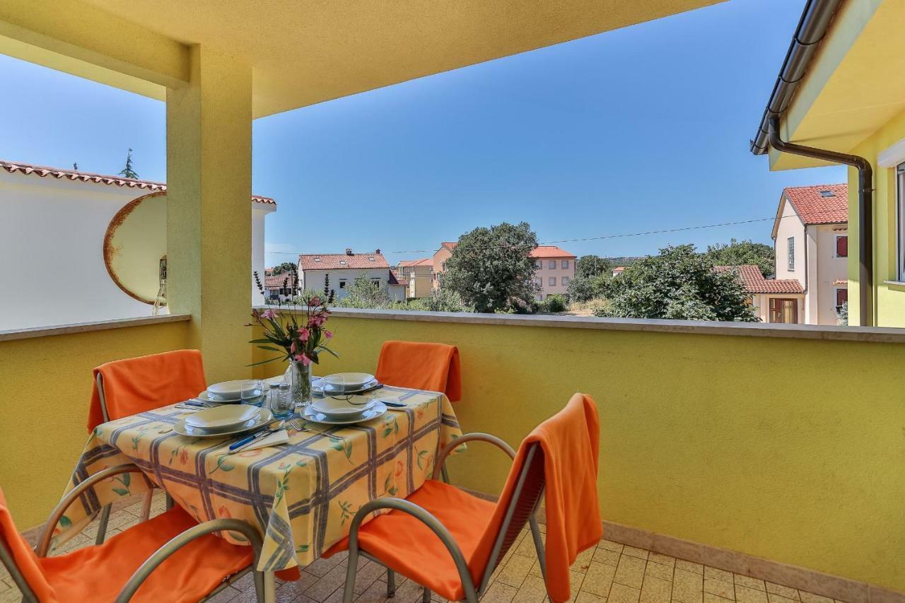 Apartments Dora Victoria Dream Medulin Exterior photo